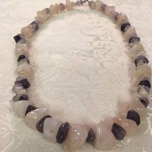 🌻 5/$25 Vintage Rose Quartz and Amethyst Necklace